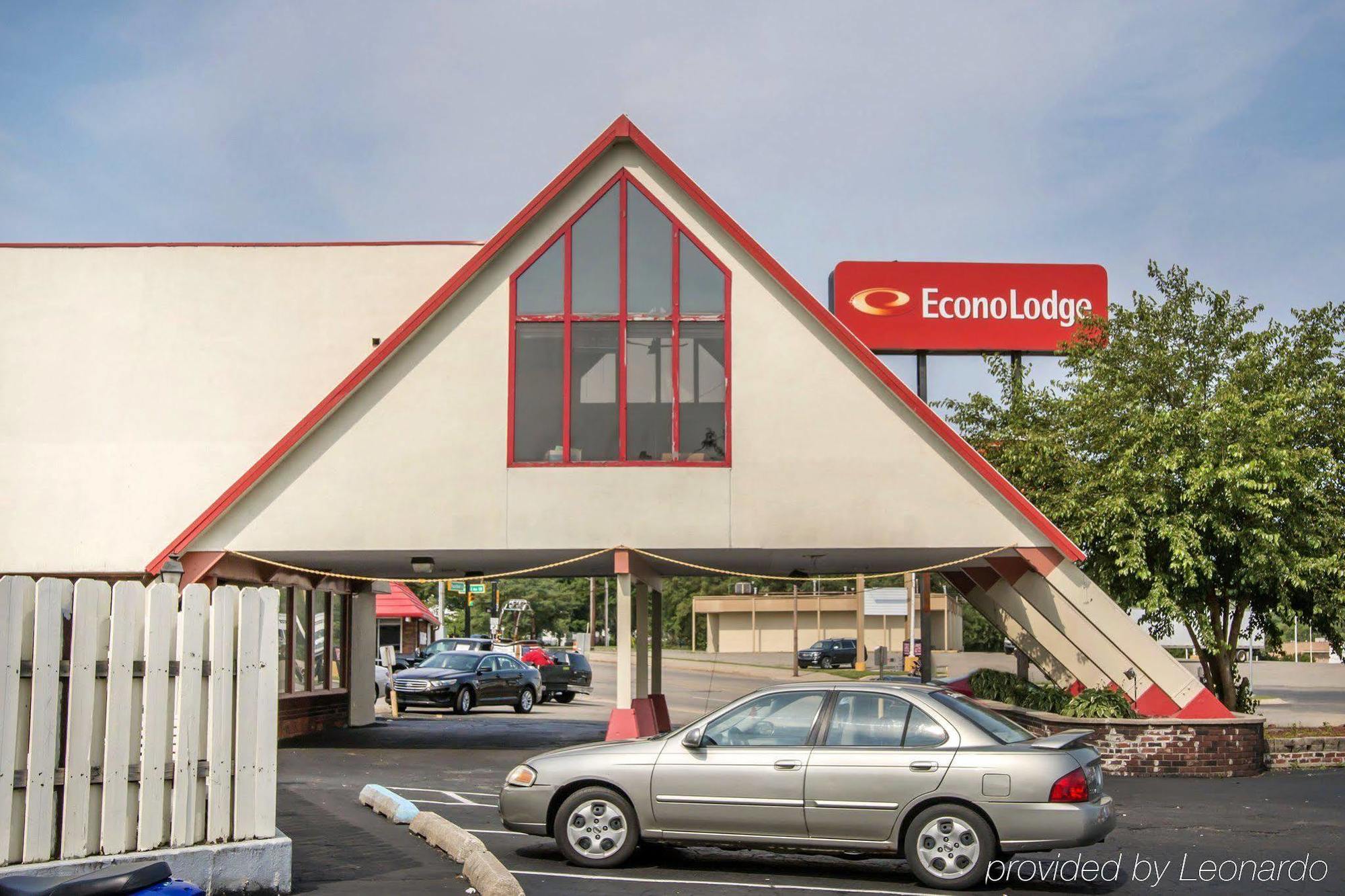 Econo Lodge Battle Creek Bagian luar foto