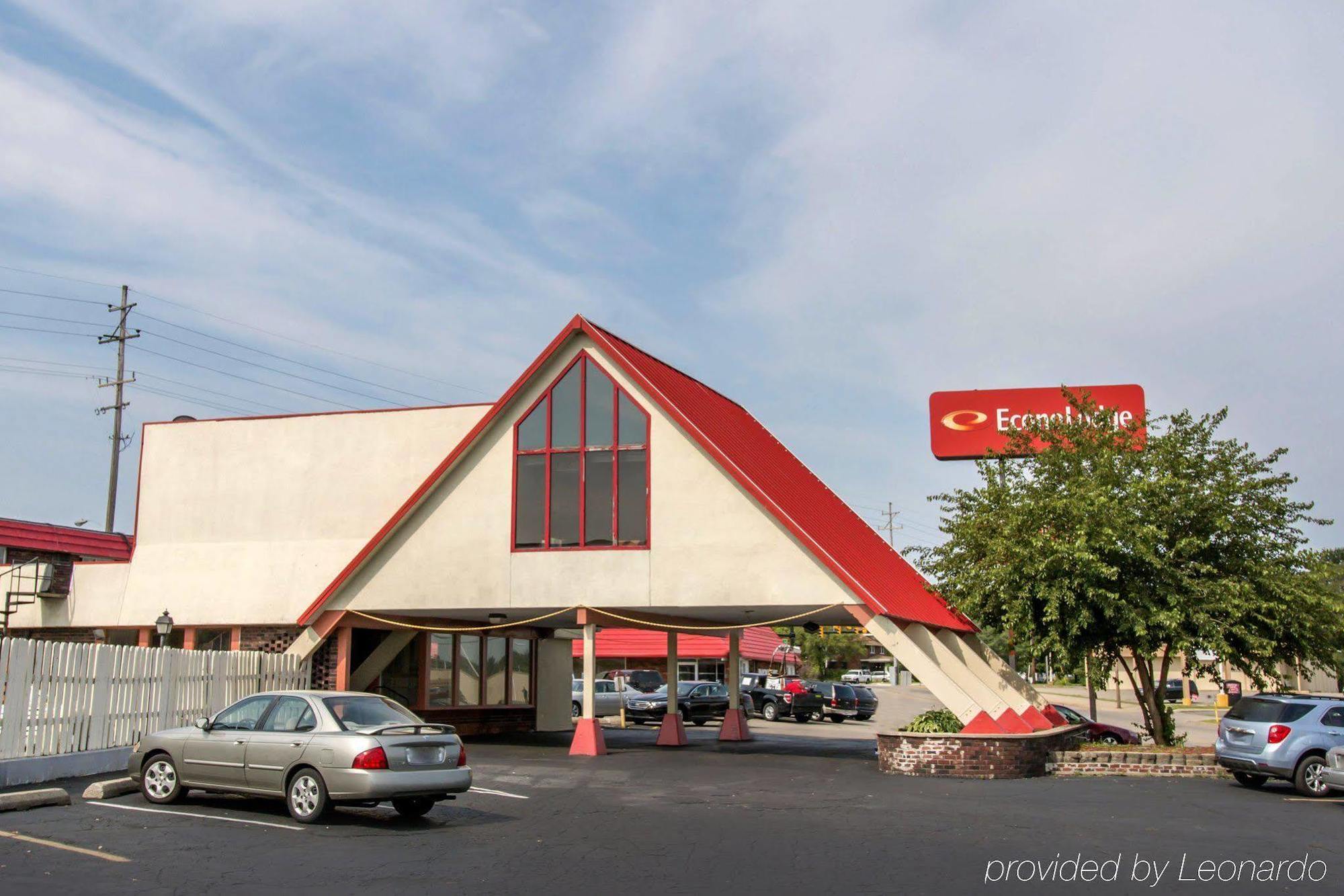 Econo Lodge Battle Creek Bagian luar foto