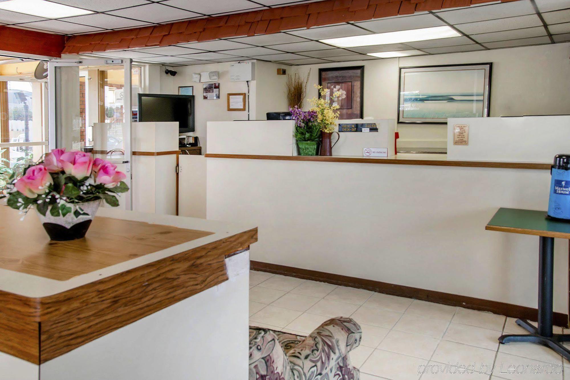 Econo Lodge Battle Creek Bagian luar foto