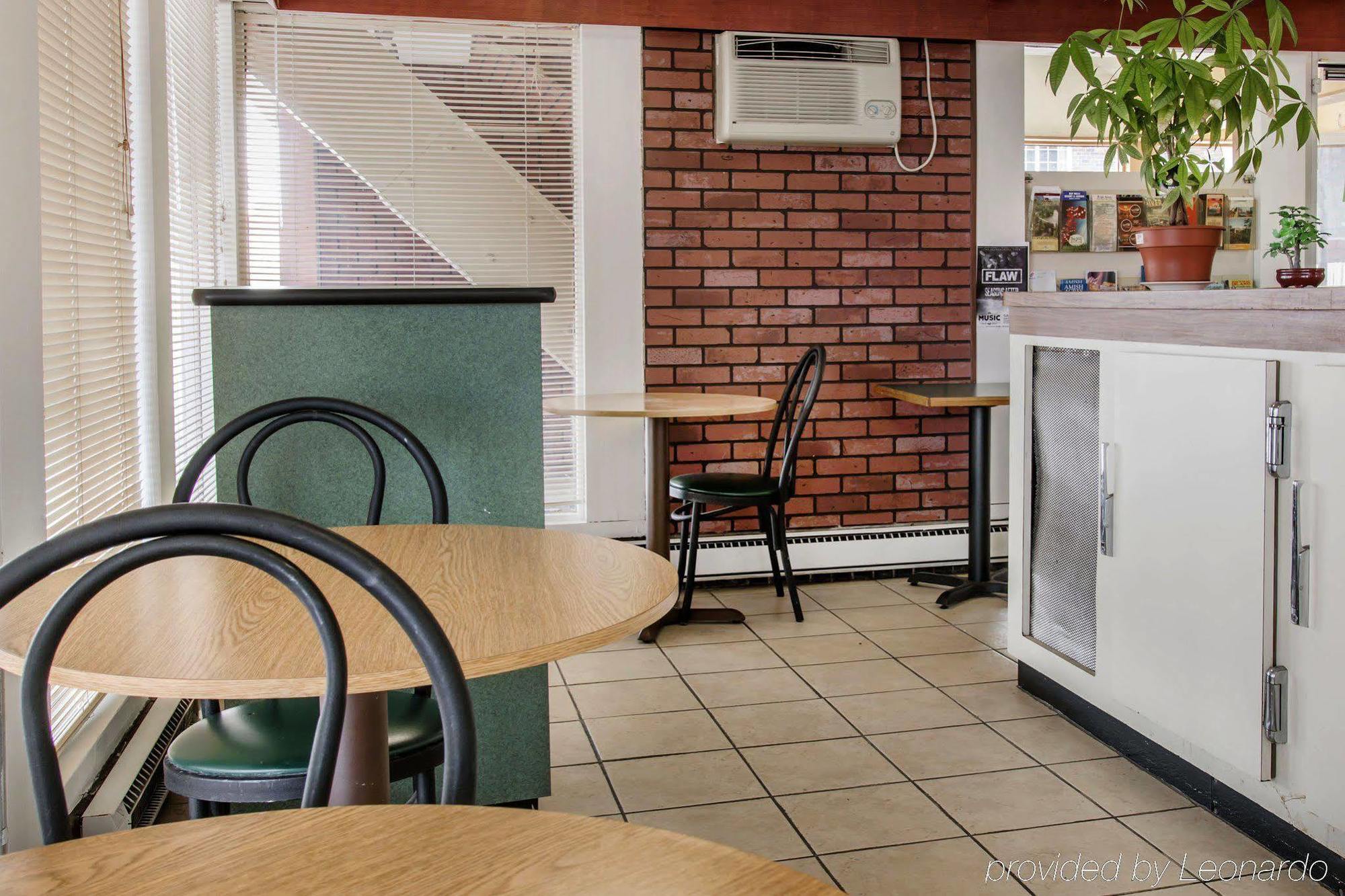 Econo Lodge Battle Creek Bagian luar foto