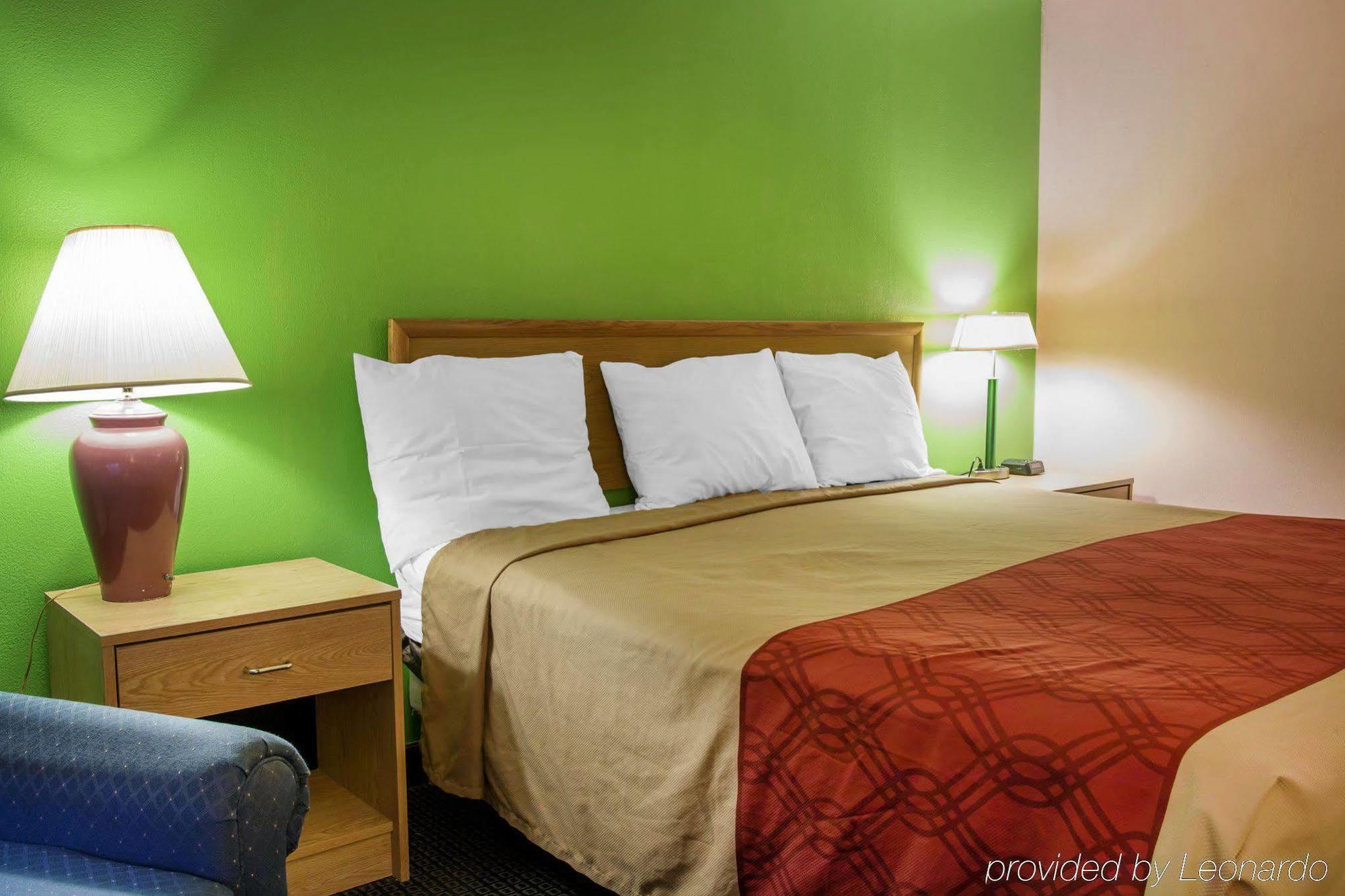 Econo Lodge Battle Creek Bagian luar foto