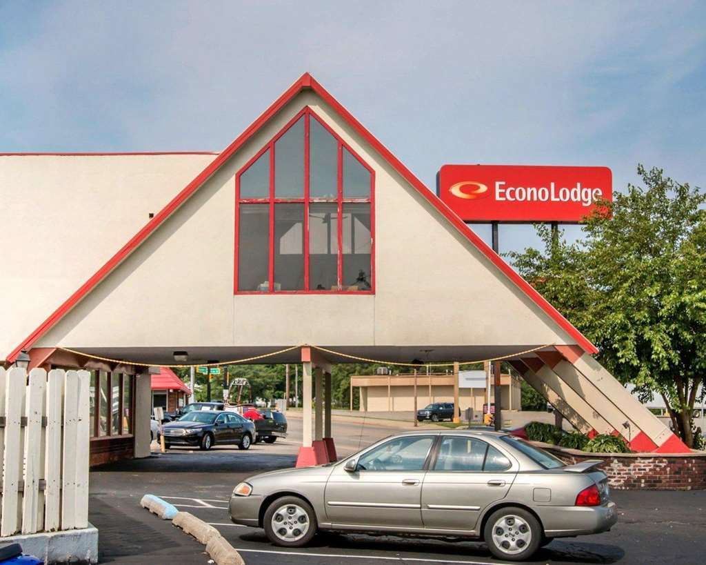 Econo Lodge Battle Creek Bagian luar foto